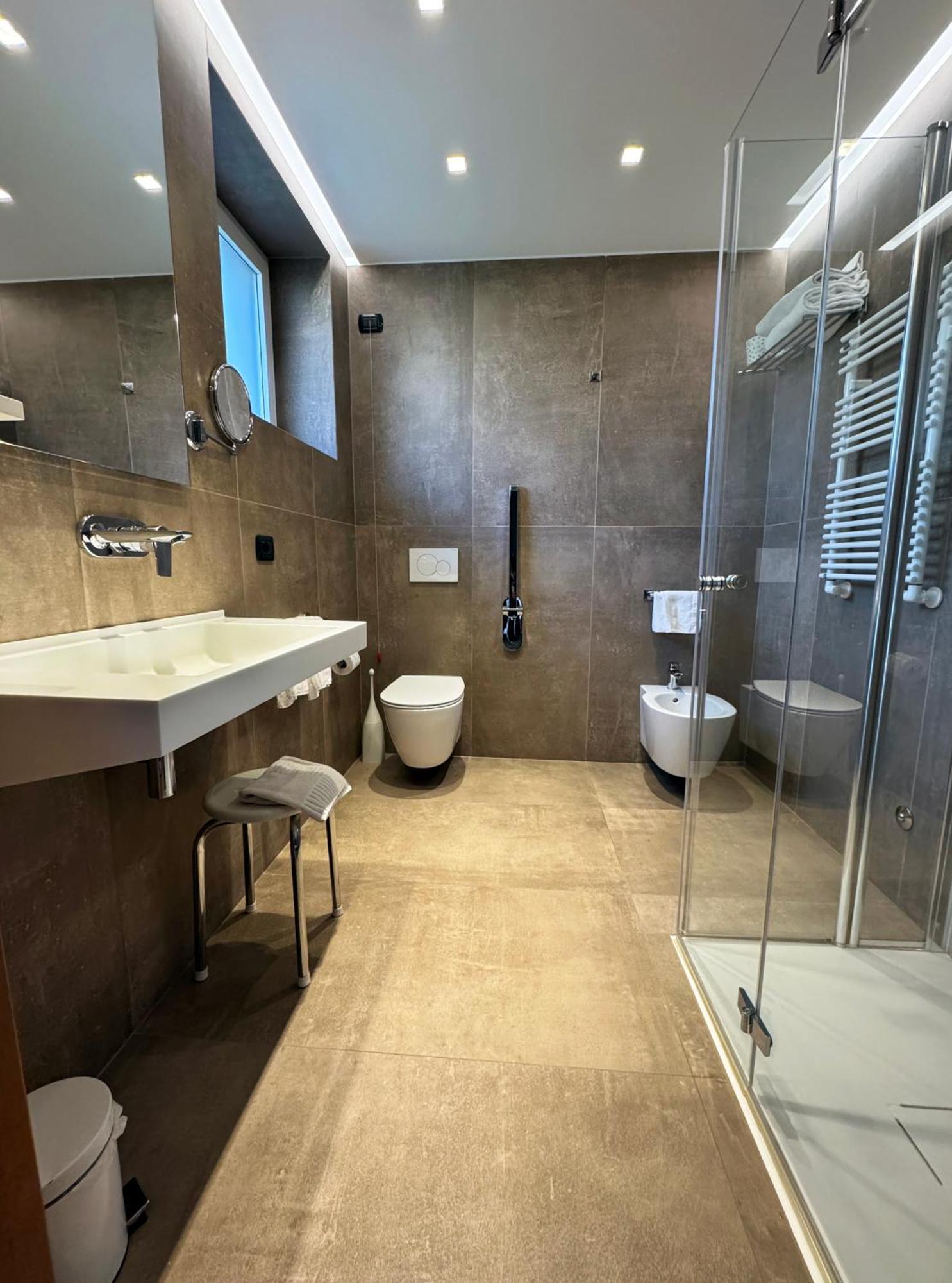 Classic Twin Room Upper Floor