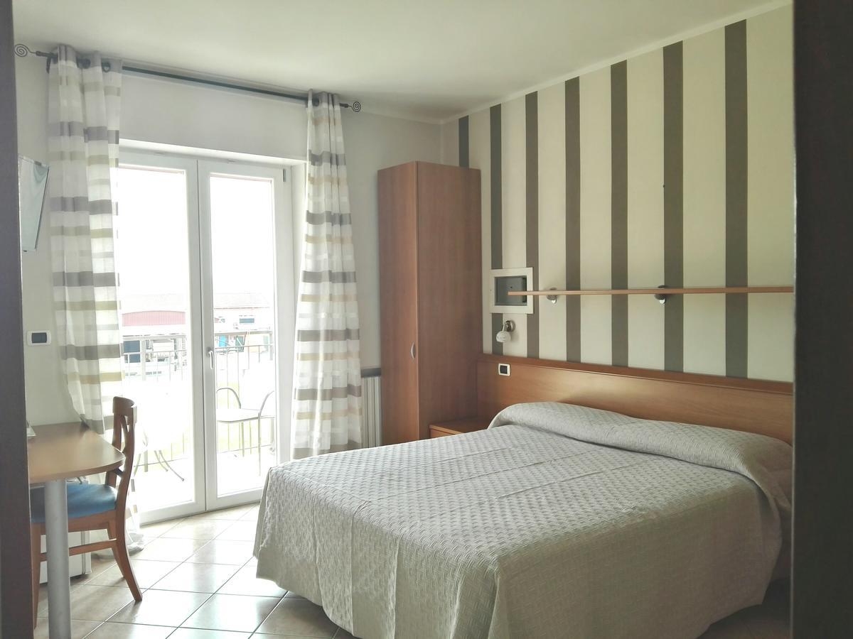 Doppelzimmer mit Balkon