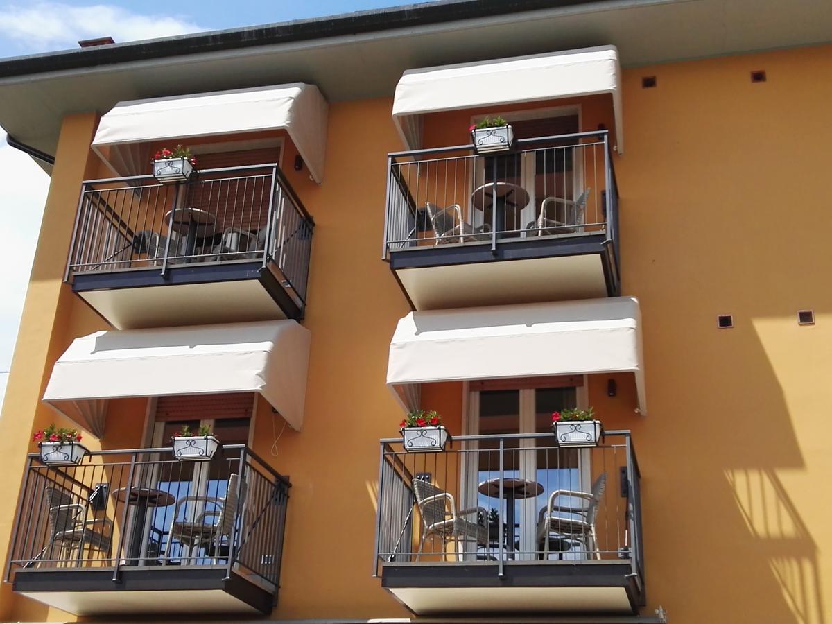 Familienzimmer mit Balkon