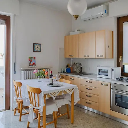 Casa Ginev Room & Apartments-3